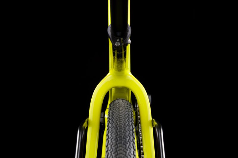 Adlar LimeBlack Closeup 23 Adlar LimeBlack Closeup 23