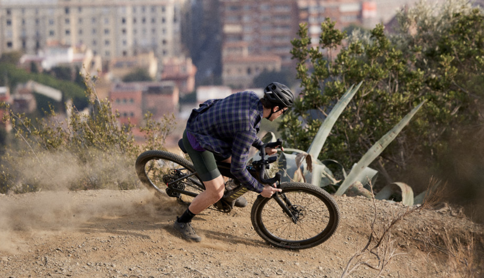 Canyon presenta su nueva e bike de gravel.