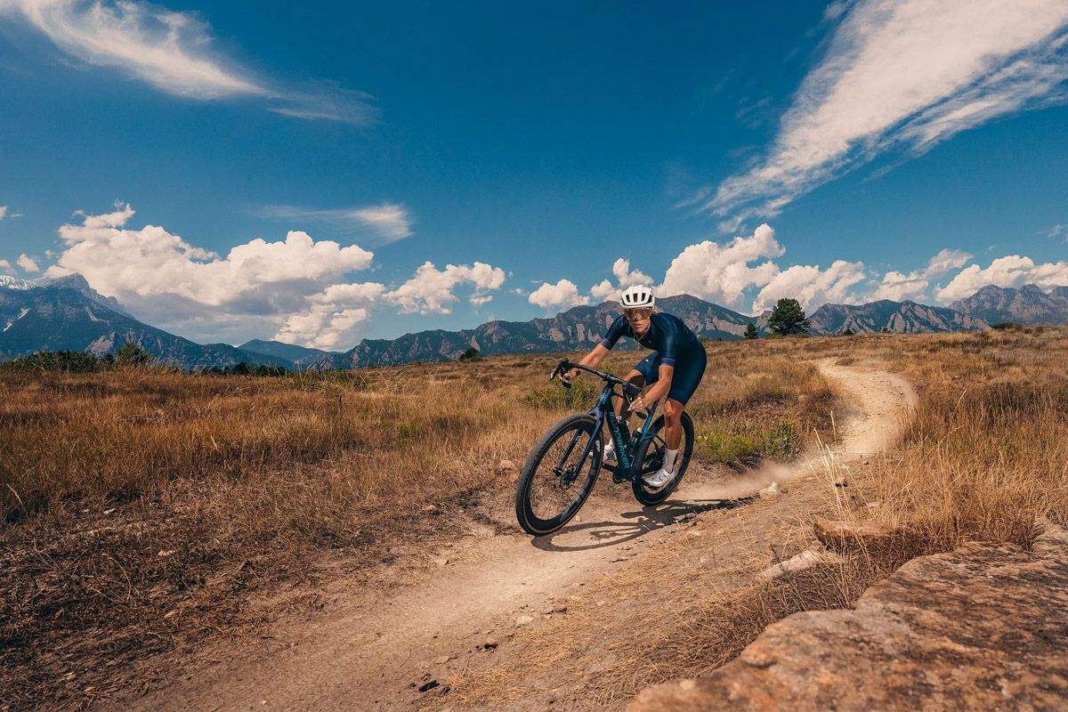 Mondraker Arid Carbon, su primera gravel muscular (3)