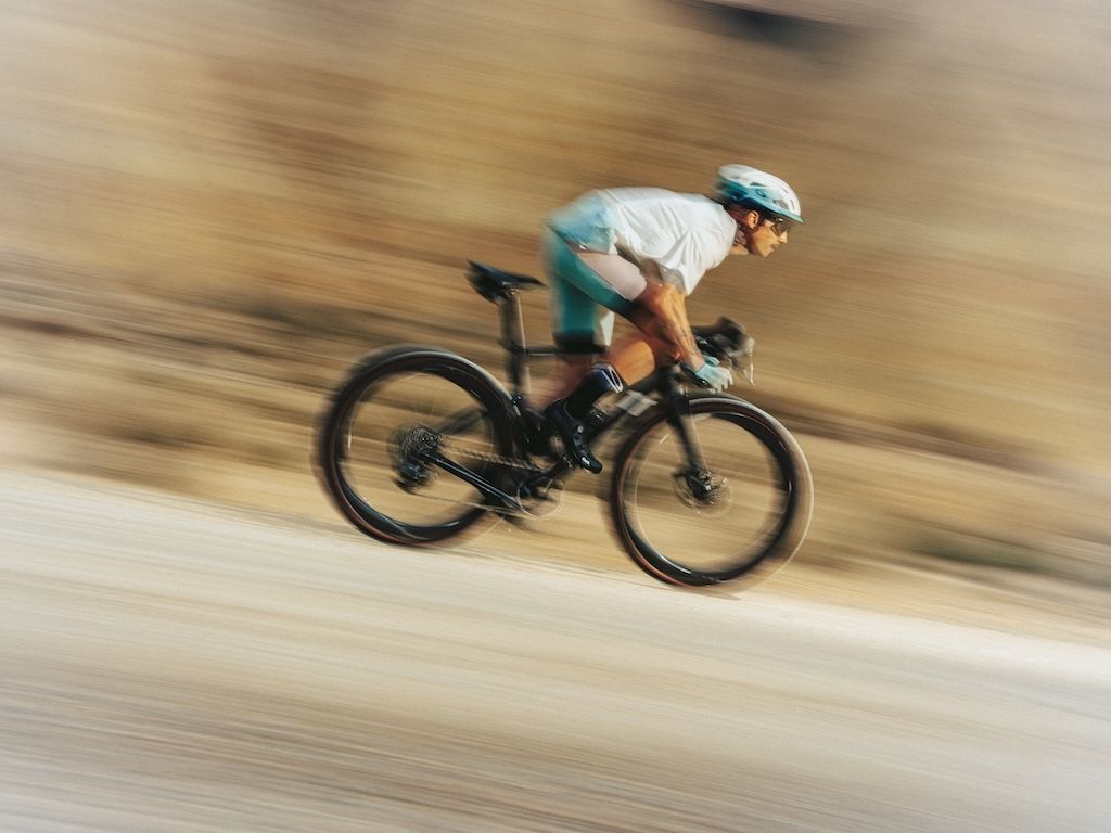 OAKLEY GRAVEL CAMPAIGN IMAGE OAKLEY GRAVEL CAMPAIGN IMAGE