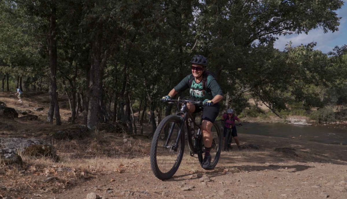 Yolanda Vázquez Mazariego, VI Campus MTB, Paddlesurf y yoga con Ciclismo para todas