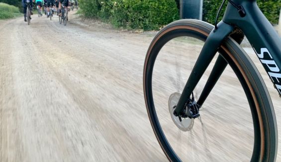 SPECIALIZED DIVERGEG 8835 SPECIALIZED DIVERGEG 8835
