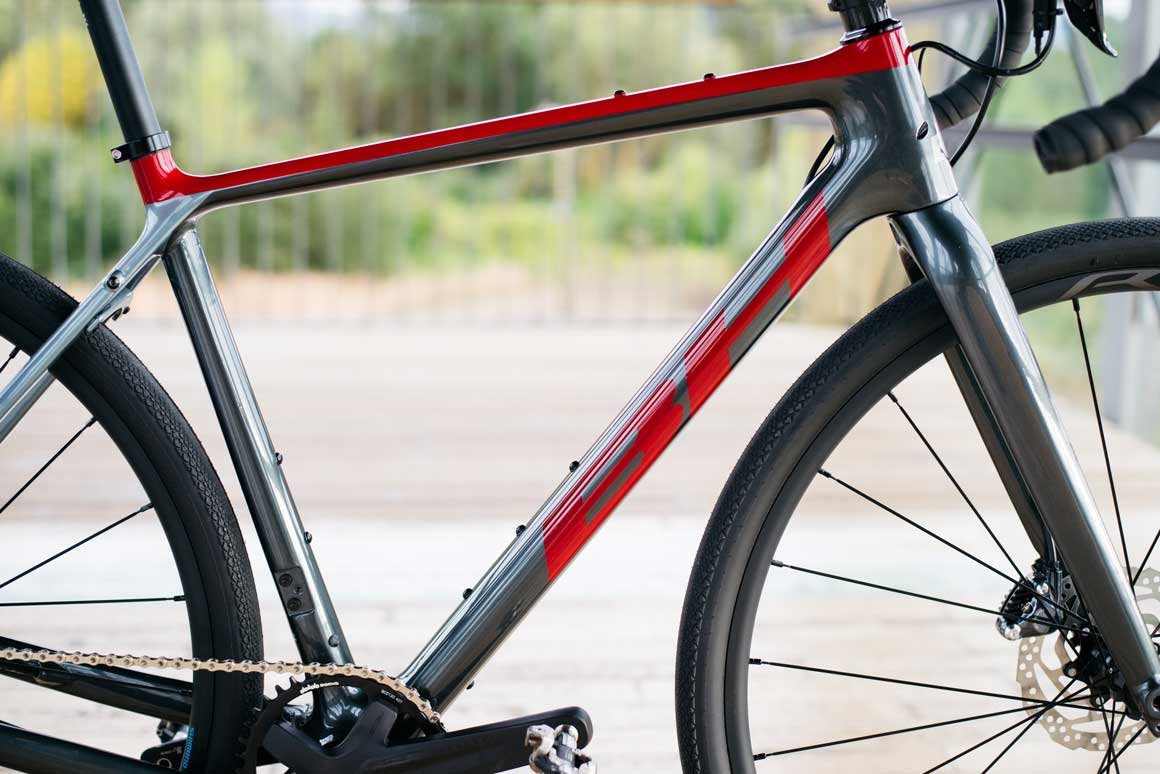 Gravel X Carbon: la primera gravel de carbono de BH